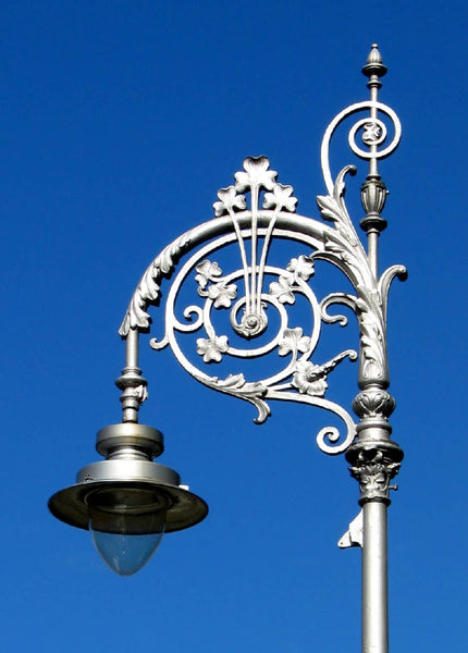 9 Shamrock Street Lamp